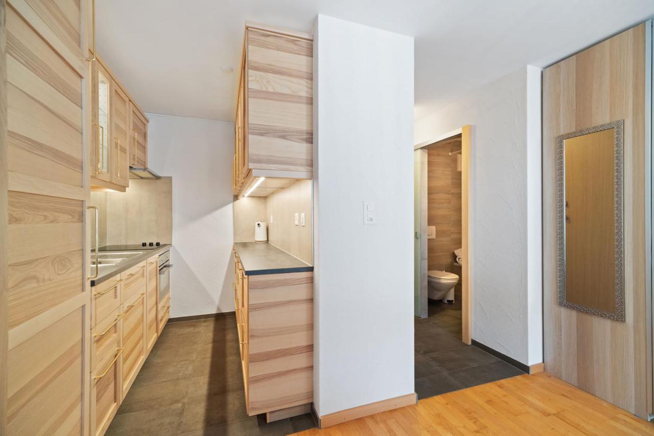 Charmant studio rénové situé dans les bains d'Ovronnaz, immeuble les Sources Esterno foto